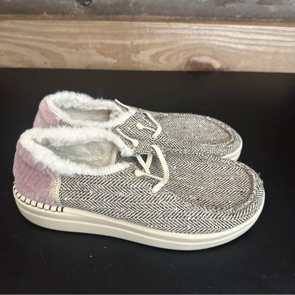 HEY DUDE Womens 8 Brown Herringbone Wendy Rise Slip On Lightweight Loafers Lined - Picture 4 of 9